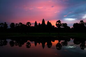 Sunrise at Angkor Wot