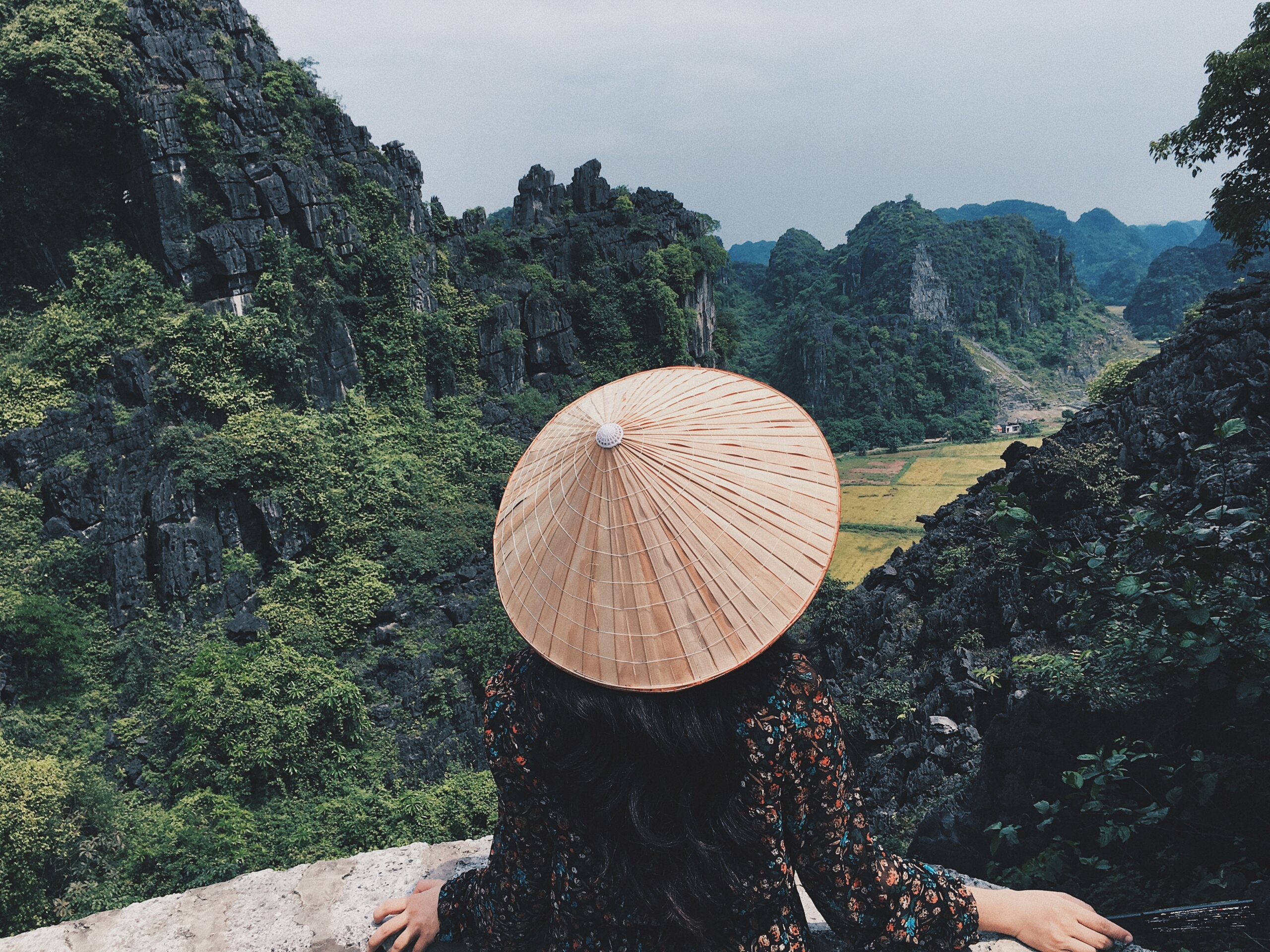 Exploring the Timeless Charm of Vietnam: Top 10 Things to Do 