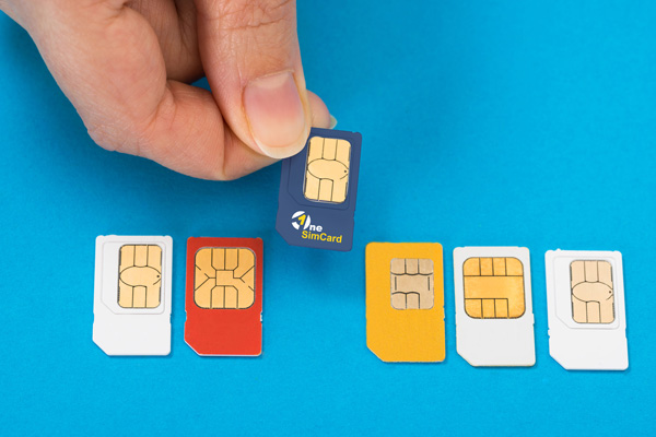 Selecting international SIM Card